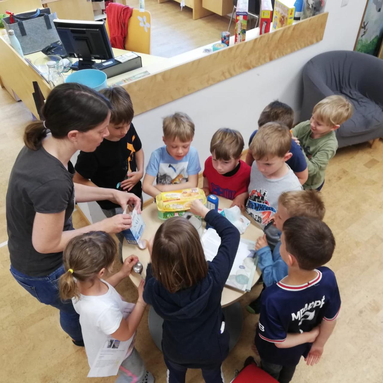 Lisa mit Kindern