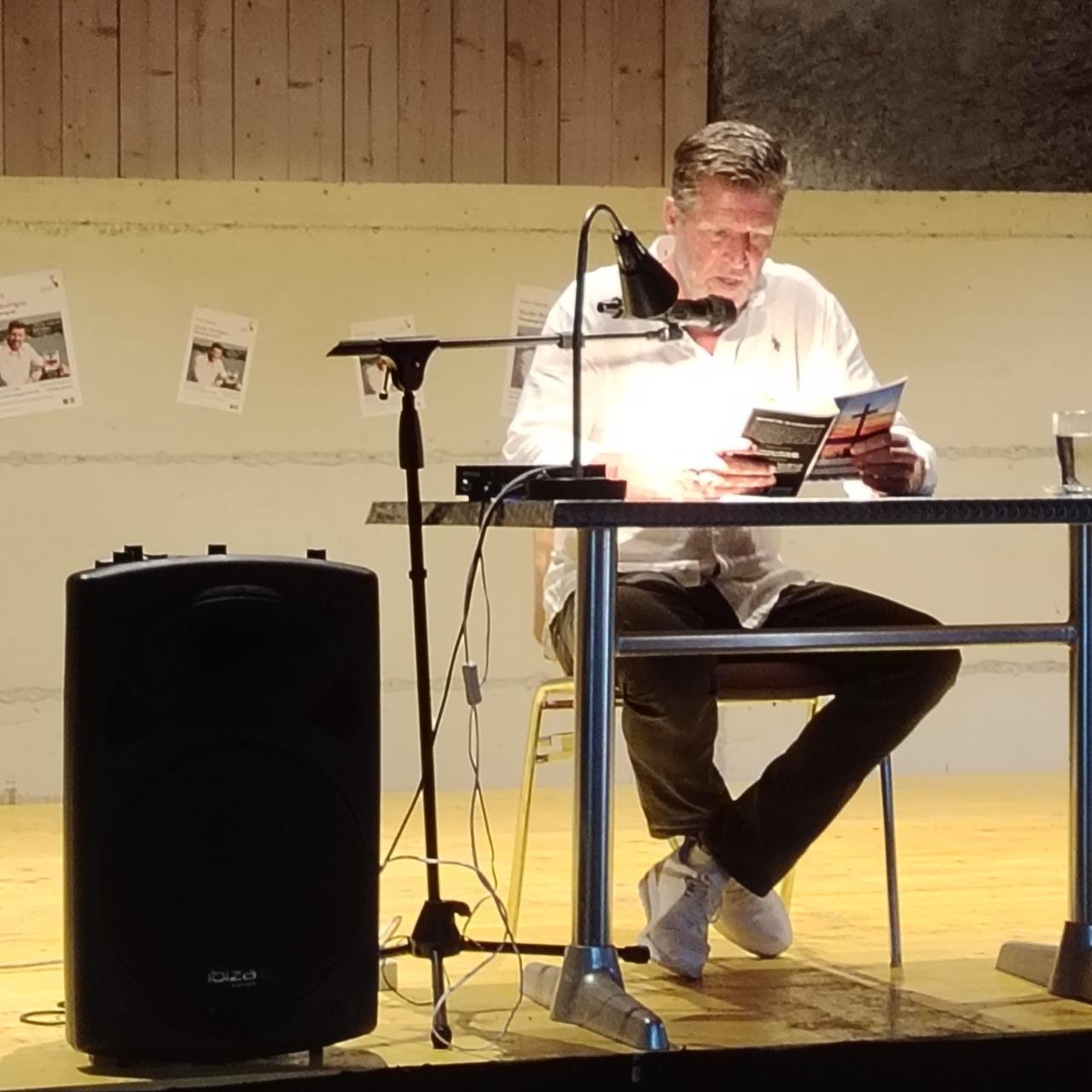 Guido Buettgen liest im Kulturstadel